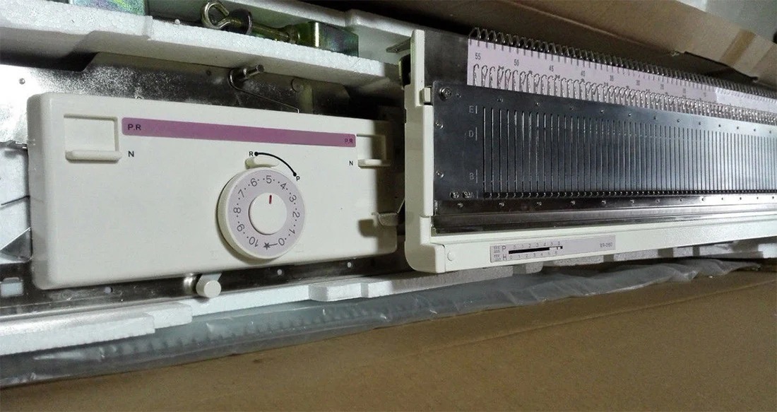 KR260 Ribbing Attachment for KH260 chunky Knitting Machine - Image 2